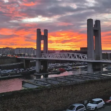 Jolie Vue / Proche Rue De Siam Брест