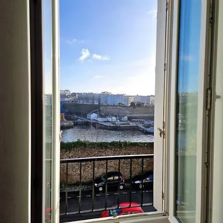 Jolie Vue / Proche Rue De Siam *