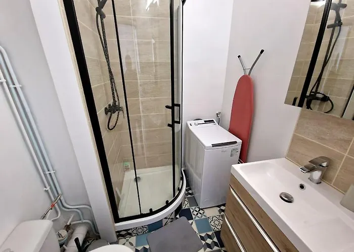 Jolie Vue / Proche Rue De Siam Apartman *